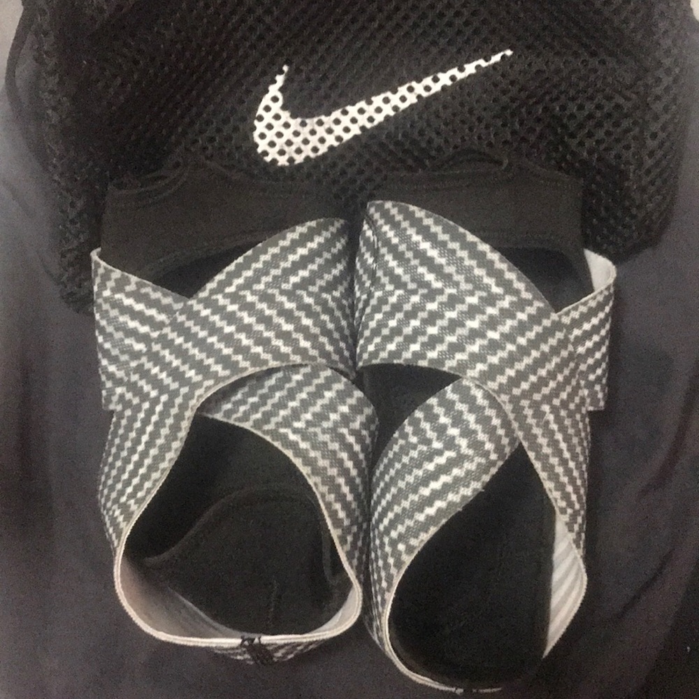 Nike Studio Wrap Yoga Shoe